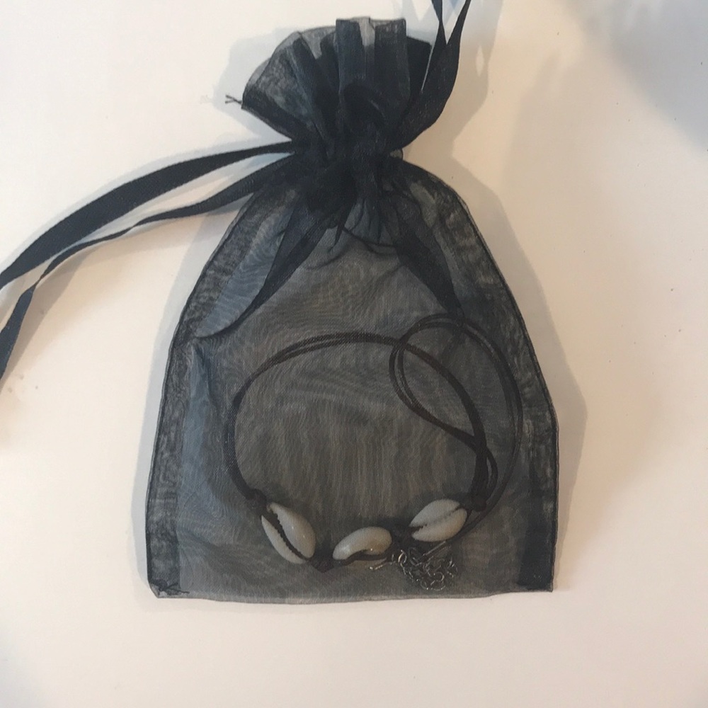 Shell choker - Picture 2 of 2